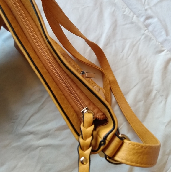 Mia & Luca Brown Purse - Picture 3 of 6